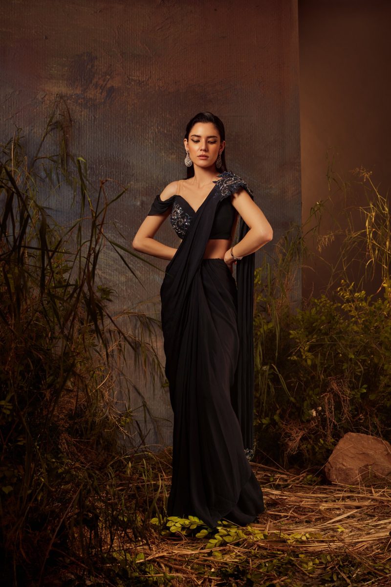 Midnight Blue Embroidered Pre Drapped Saree - Image 3