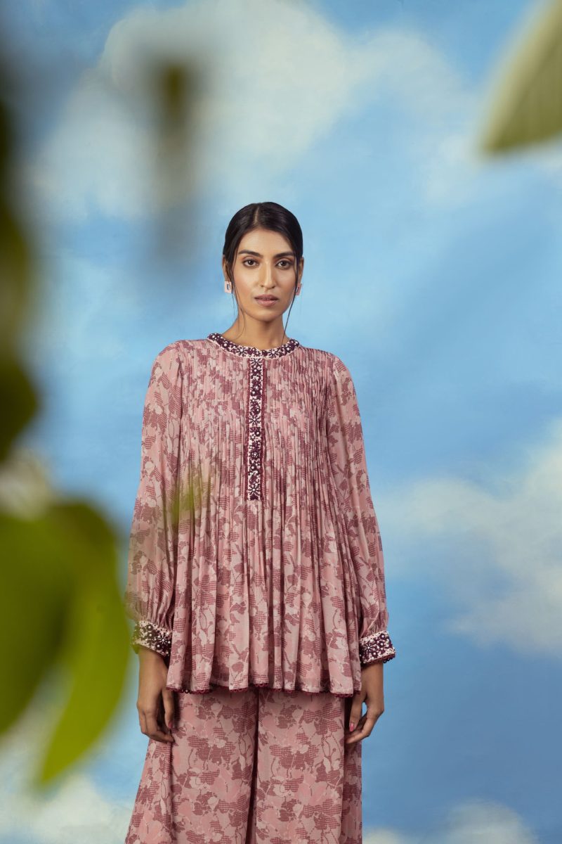 Rose Pink Gold Printed Pleated Top - Image 2